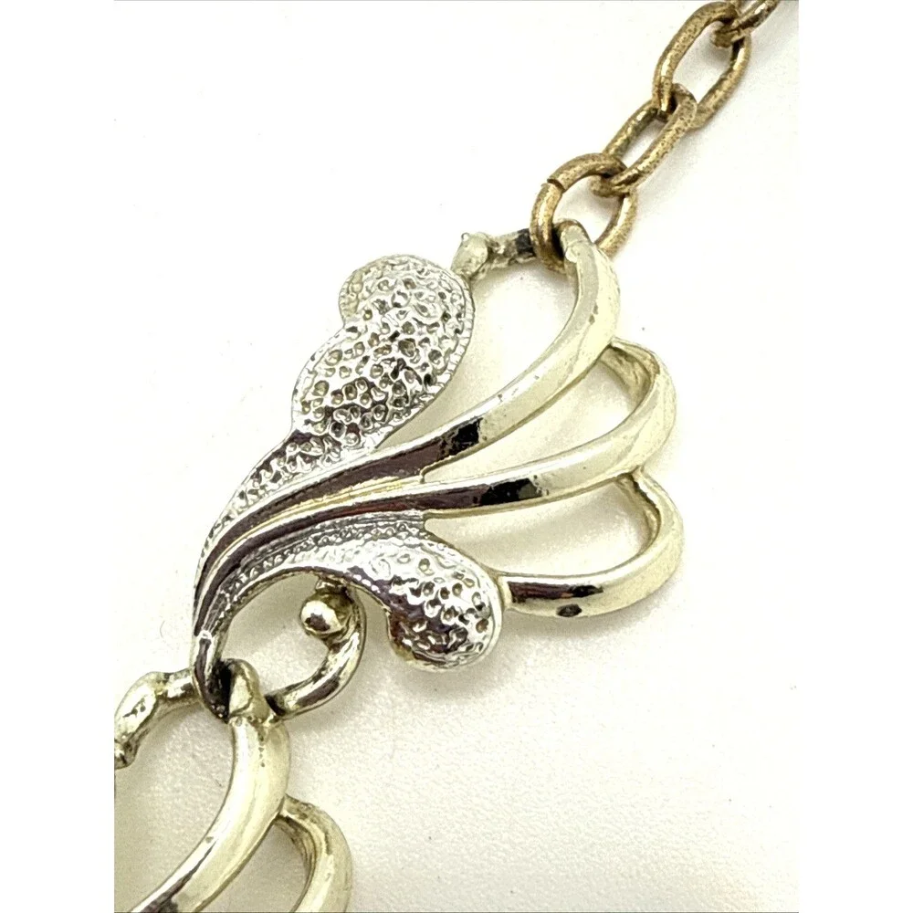 Vintage Sarah Coventry Frosted Feathers Choker Necklace Silver Tone 15